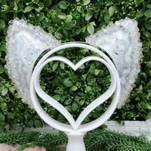 Load image into Gallery viewer, Geode White Marble Cat Ears