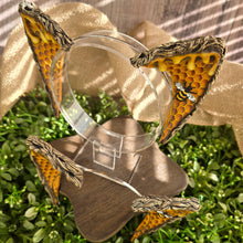 Load image into Gallery viewer, Honeycomb Cat Ears